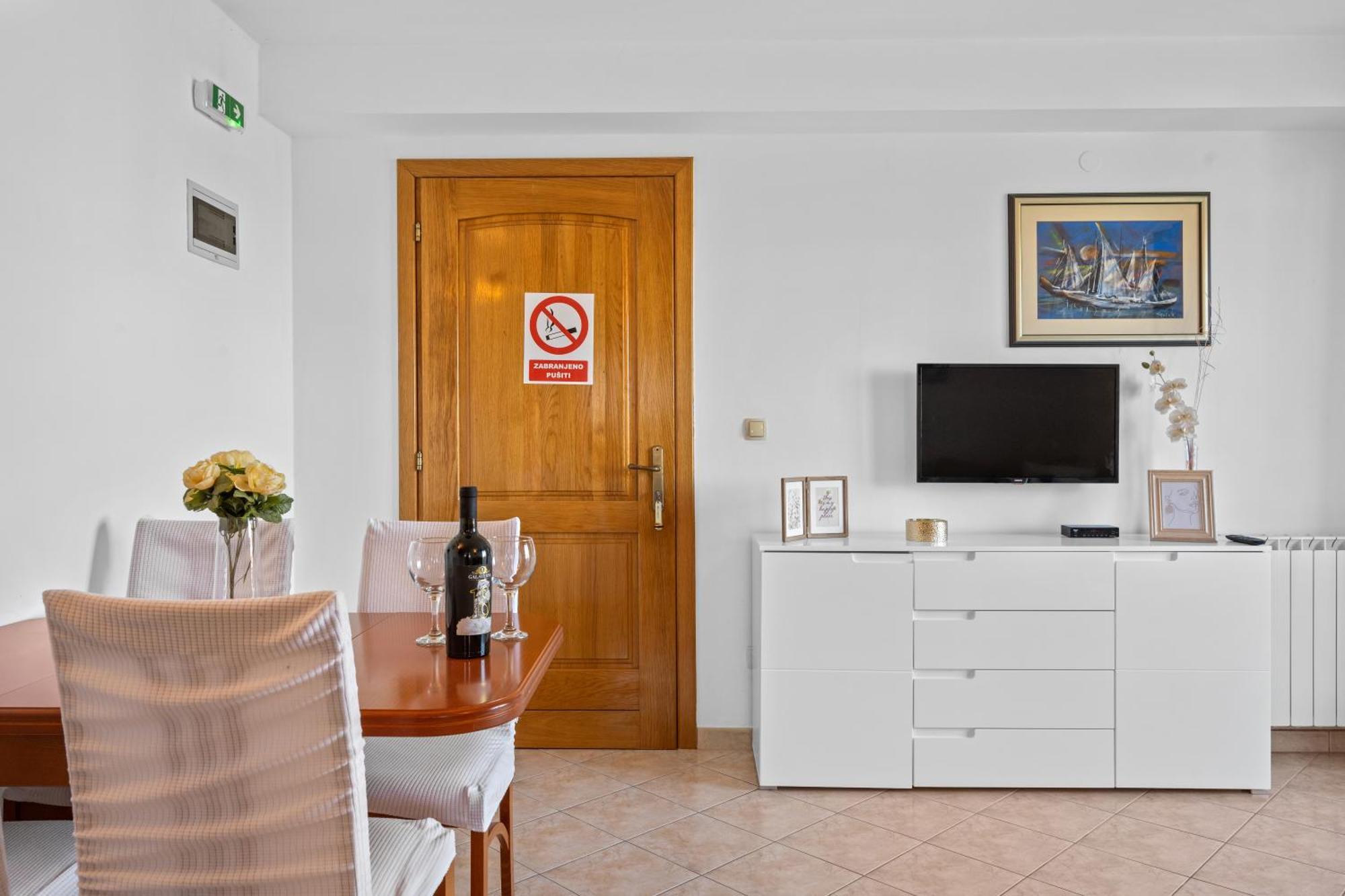 Apartmani Barun Шибеник Экстерьер фото