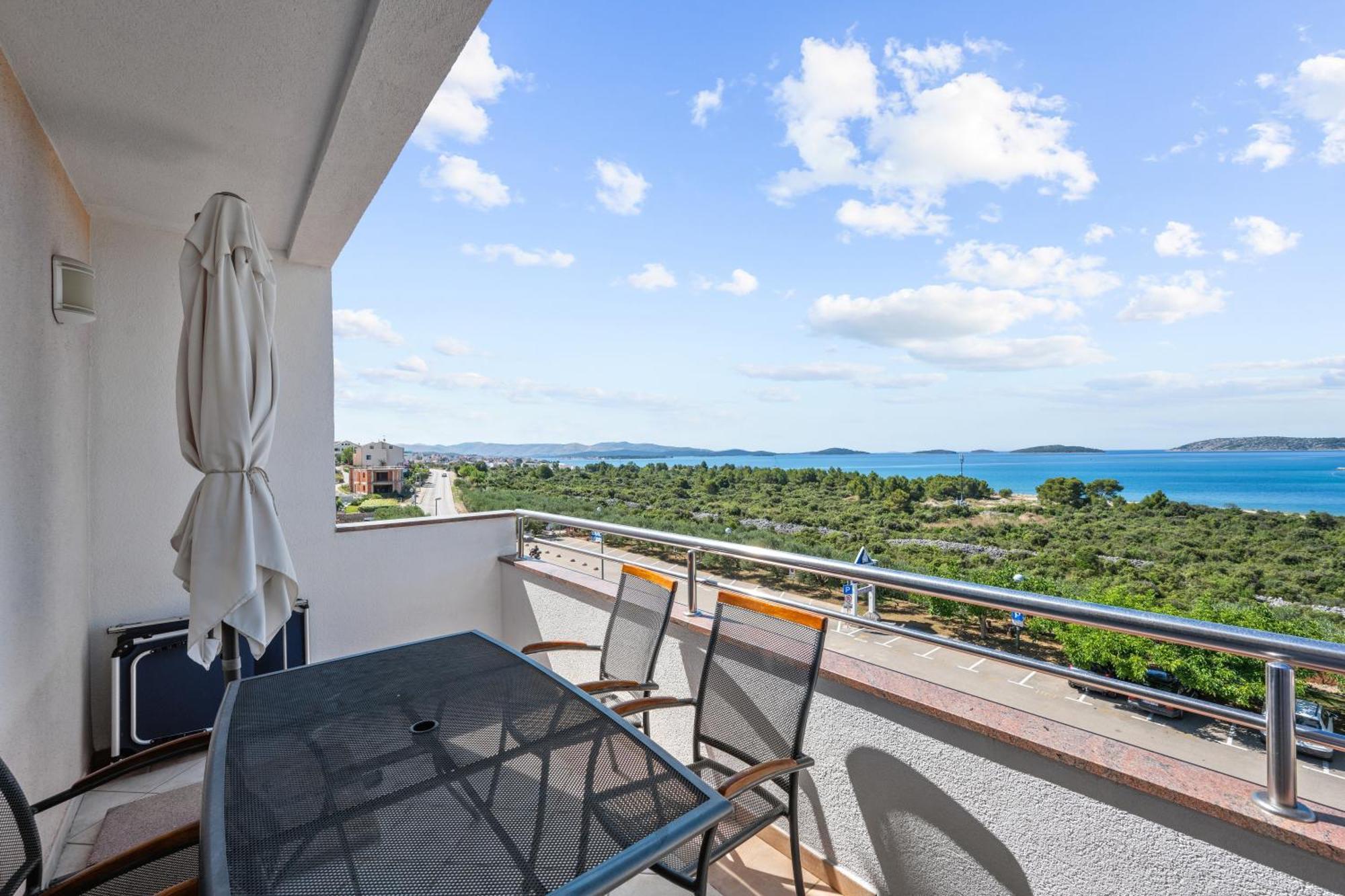 Apartmani Barun Шибеник Экстерьер фото